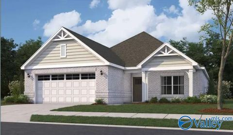 6550 Oak Meadow Drive Owens Cross Roads AL 35763