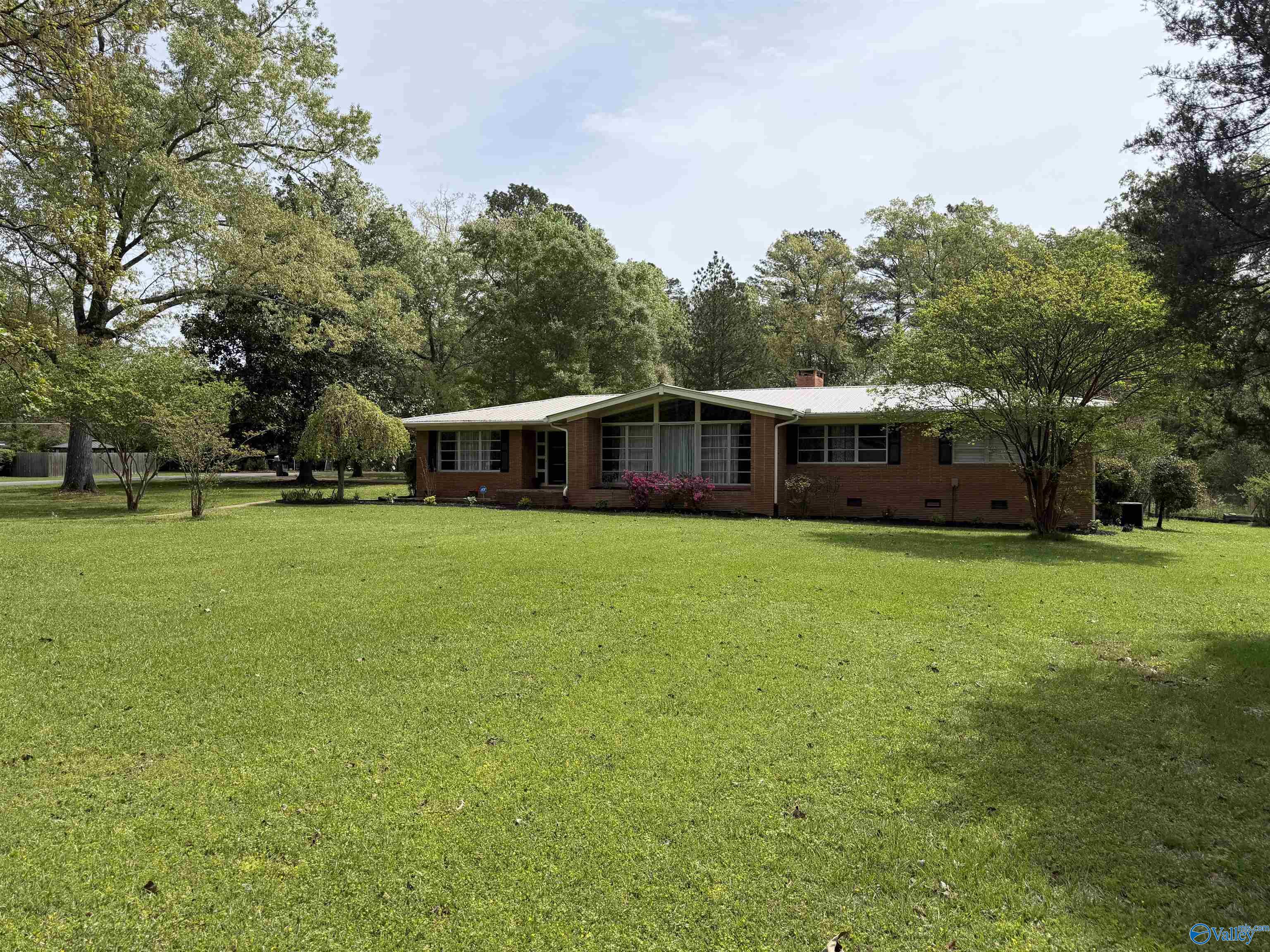 705 South River Street