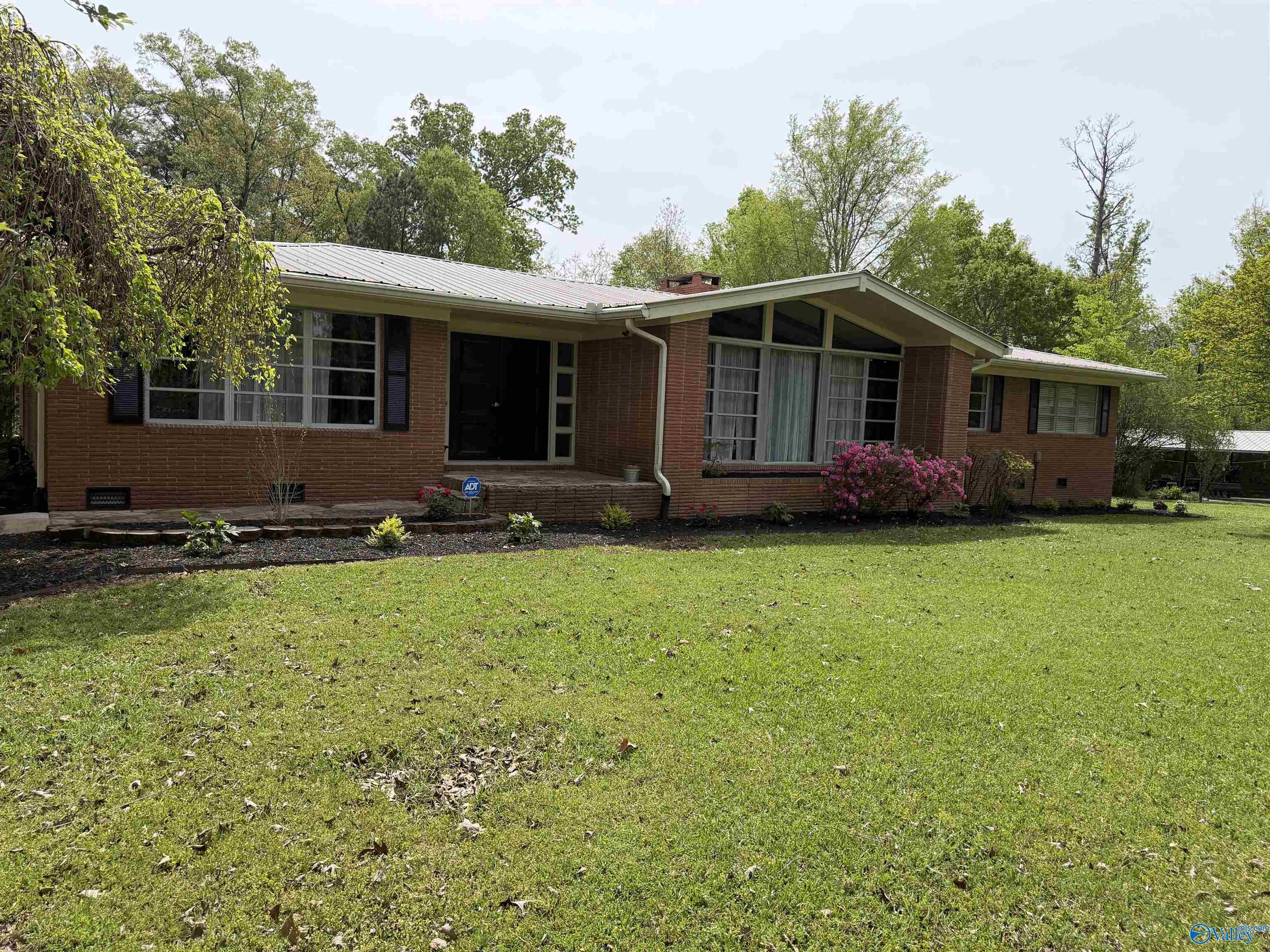 705 South River Street