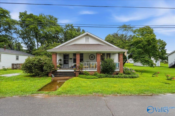 502 1ST ST, ATHENS, AL 35611 - Image 025ac8f044075a524babddf31a1dbd6c/526109402