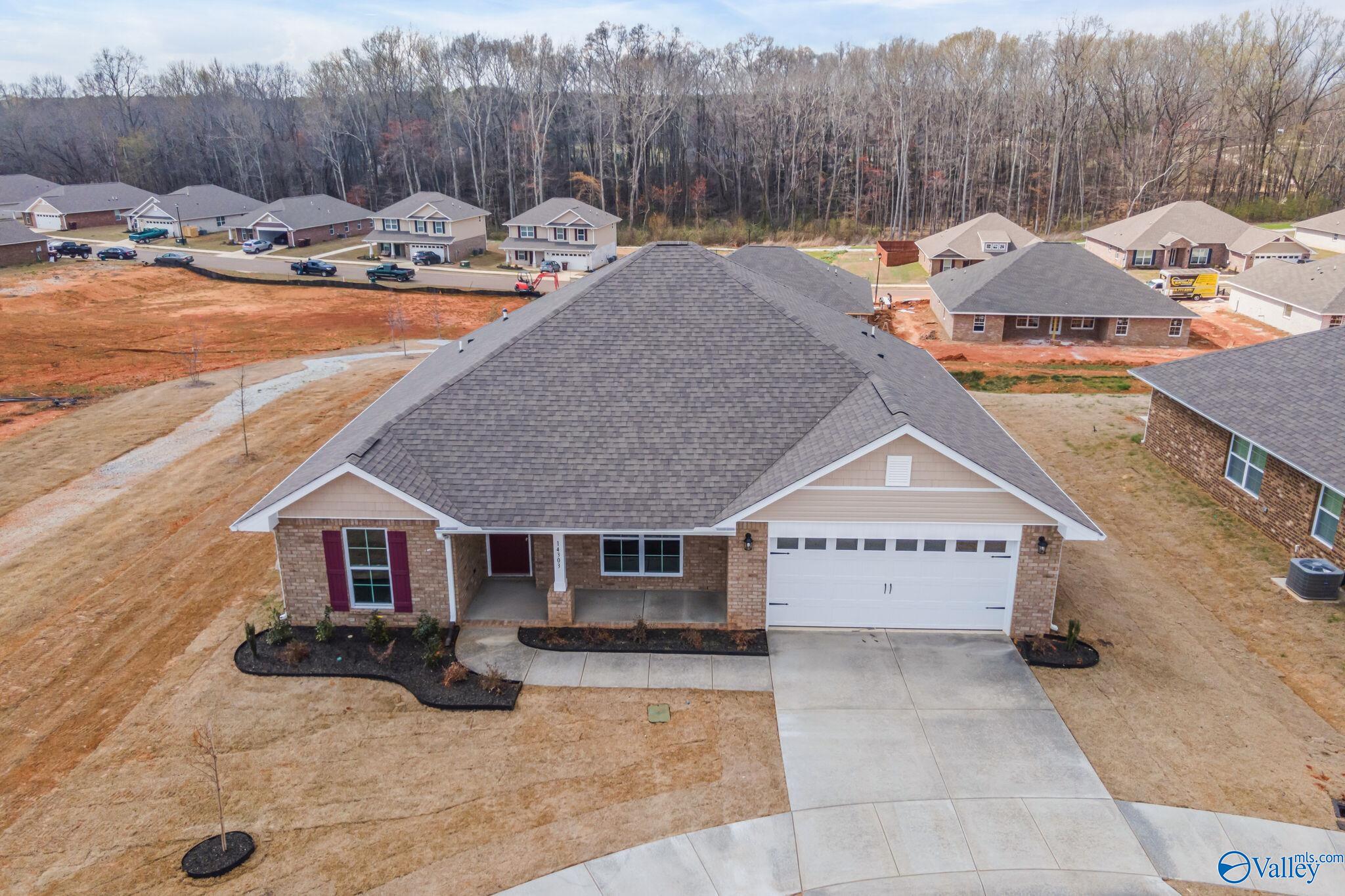 14406 Wildflower Drive, Harvest, Alabama image 2