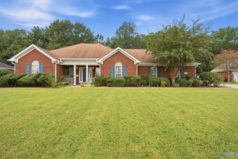 Homes For Sale - 258 Morning Star Drive<br/> Huntsville, AL 35811
