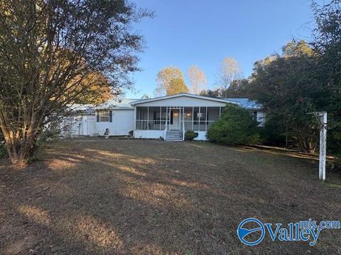 Homes For Sale - 1726 County Road 585<br/> Town Creek, AL 35672