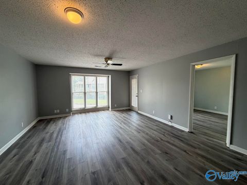 Condo For Rent - 4947 Seven Pine Circle #4947<br/> Huntsville, AL 35816