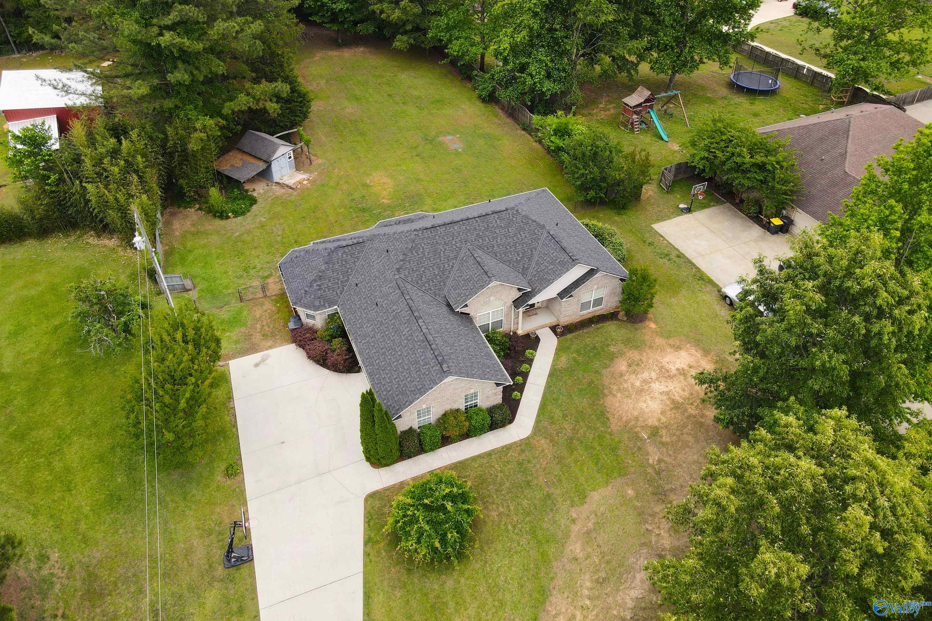 305 Wildwood Way