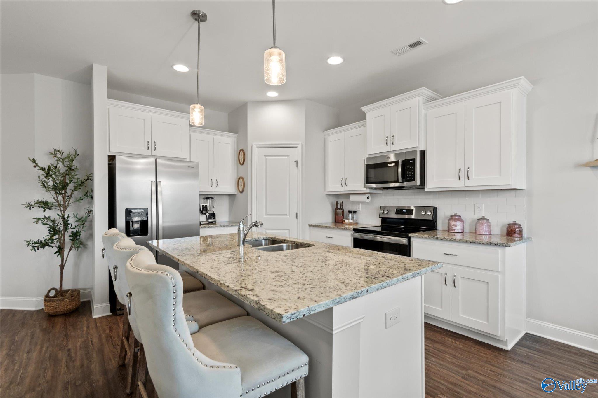 26674 Kyle Lane, Athens, Alabama image 8