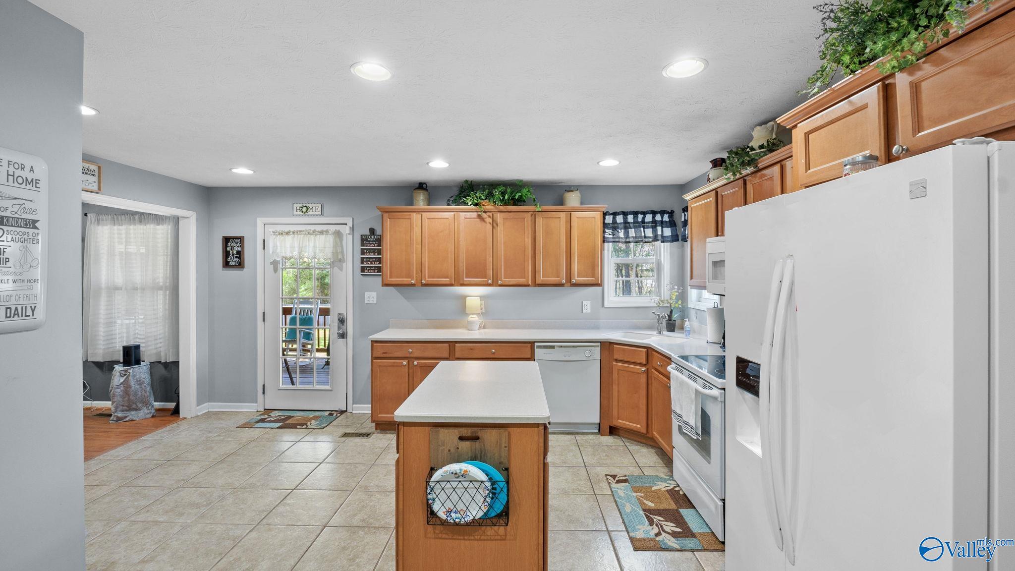 5998 Slasham Road, Southside, Alabama image 6