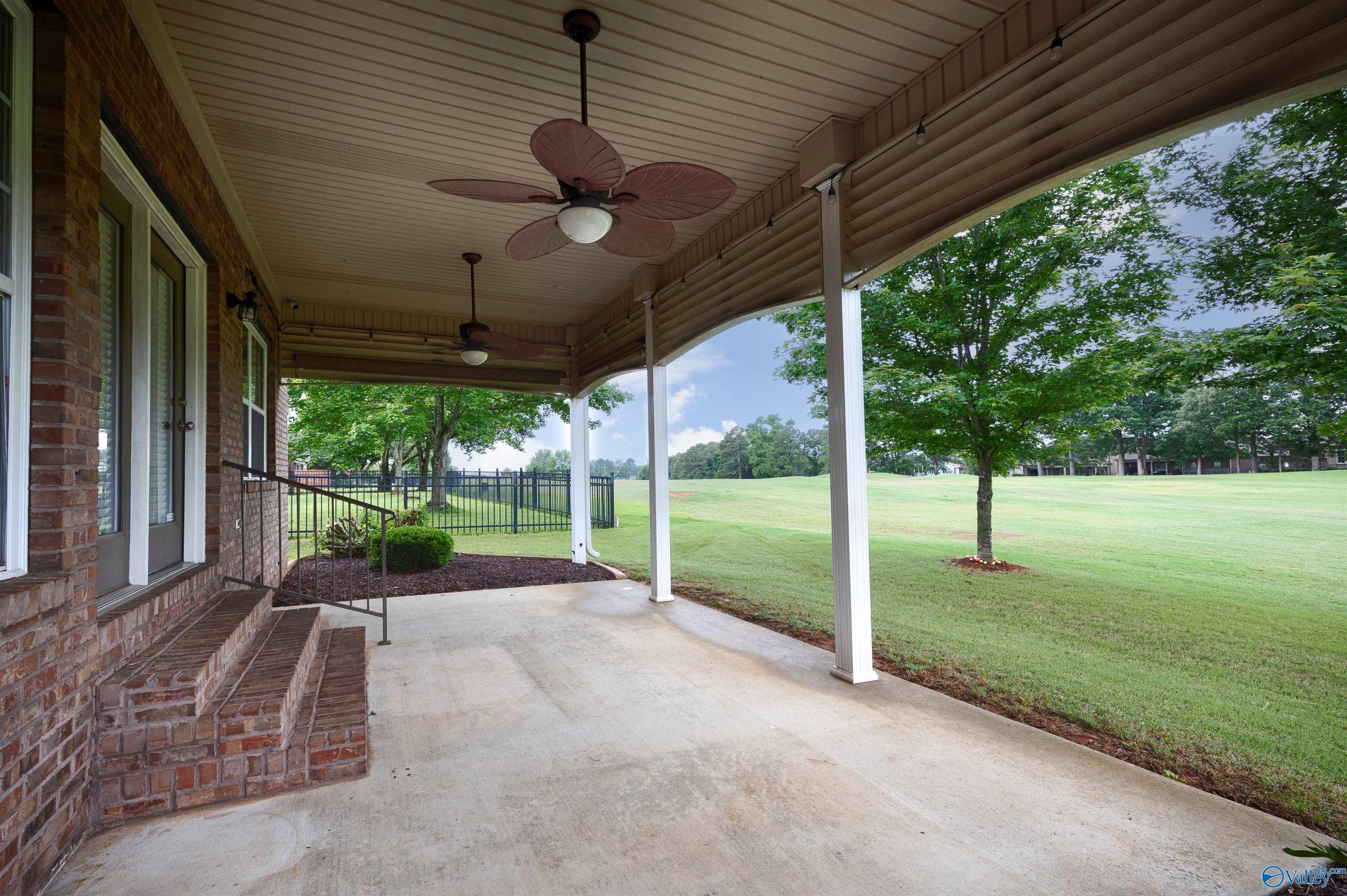 22656 Riviera Drive, Athens, Alabama image 5