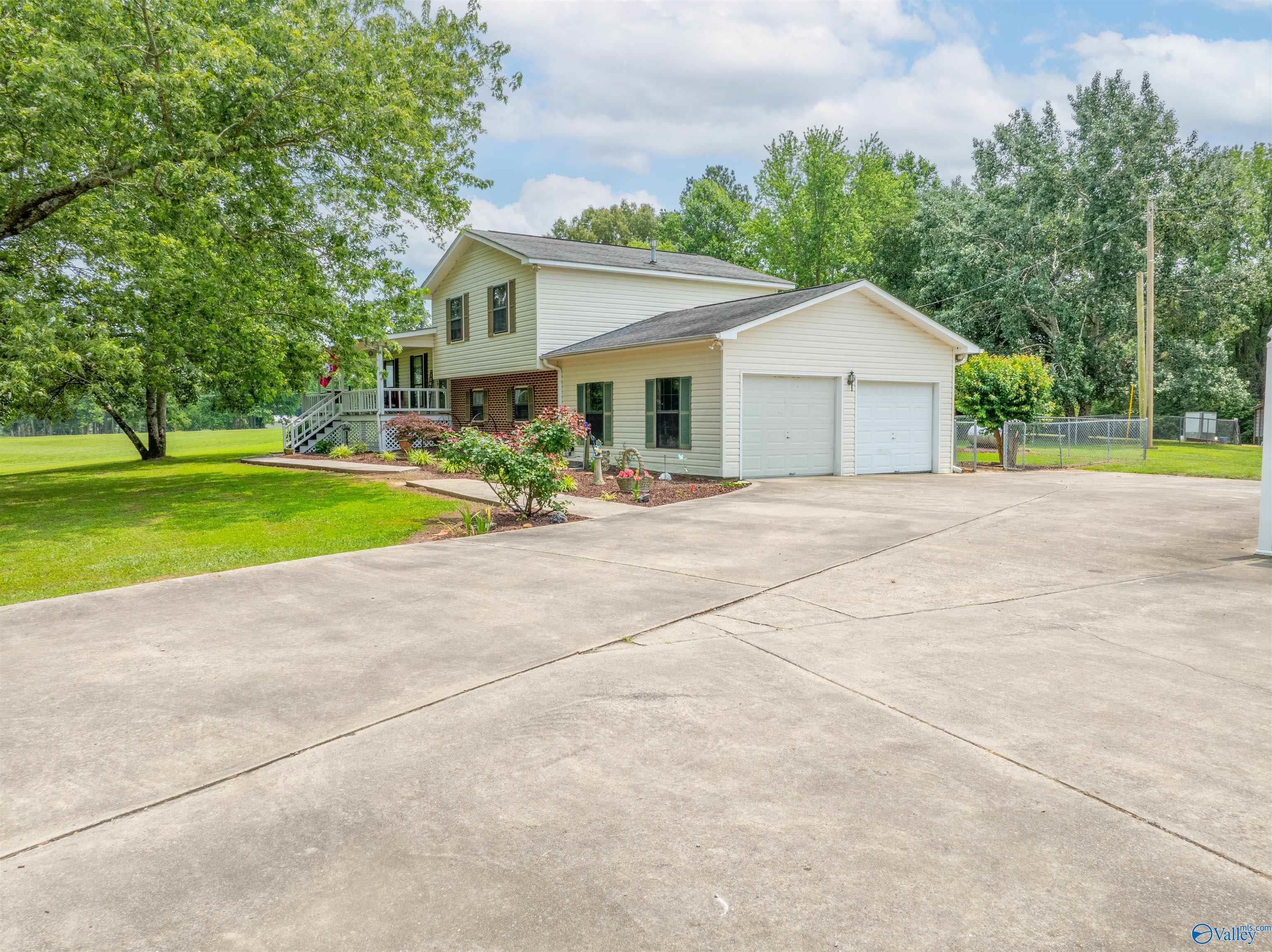 986 County Road 1686, Cullman, Alabama image 2