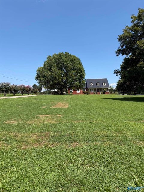 Homes For Sale - 3303 Turnpike Road<br/> Albertville, AL 35950
