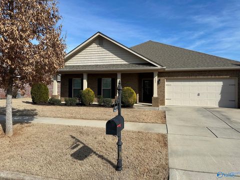 Photo of 607 Willow Crest, Madison, AL 35756 (MLS # 21909820)