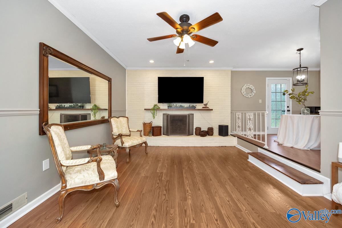 Huntsville, Alabama 35803, United States, 3 Bedrooms Bedrooms, ,2 BathroomsBathrooms,Residential,Active,158271