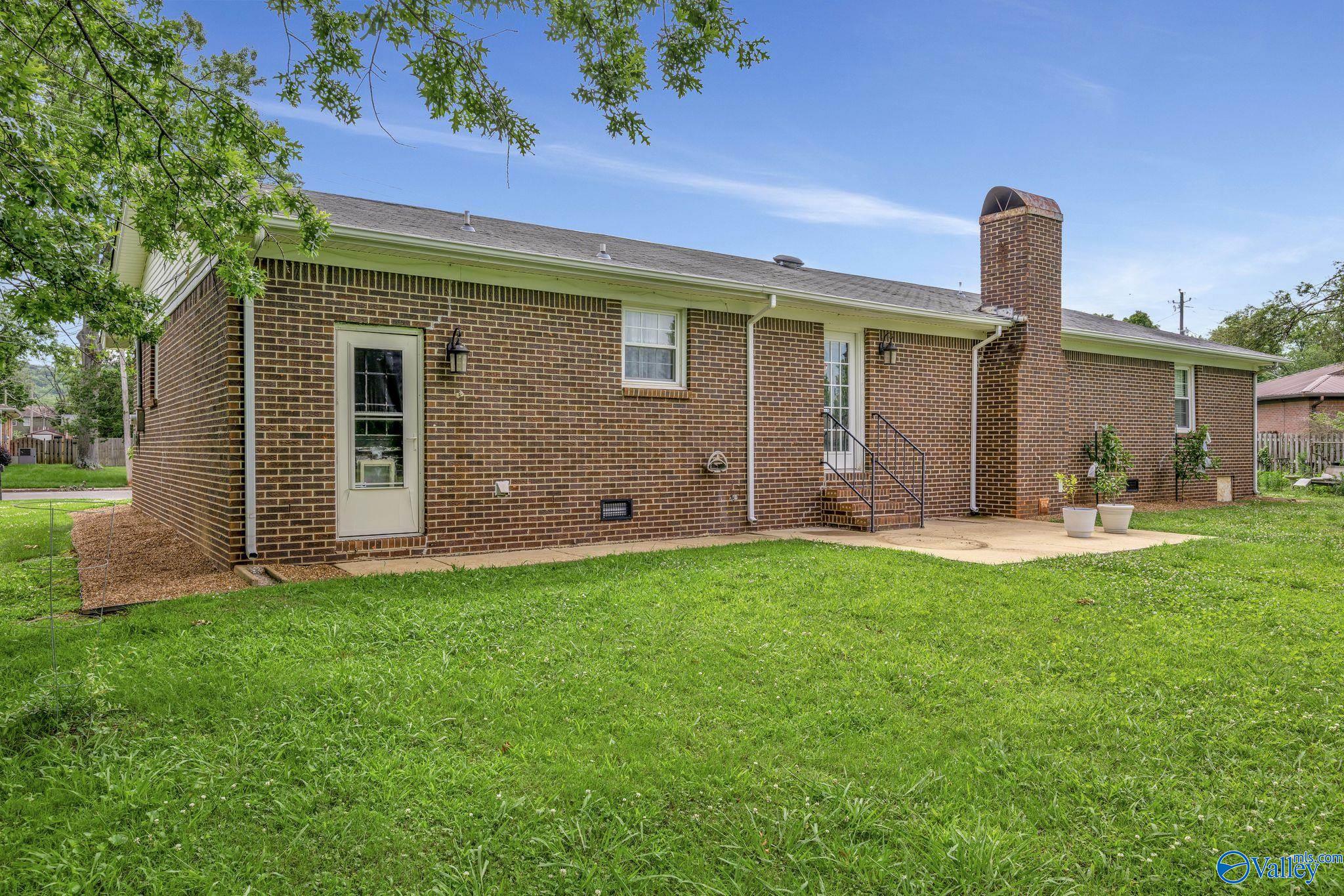 Huntsville, Alabama 35803, United States, 3 Bedrooms Bedrooms, ,2 BathroomsBathrooms,Residential,Active,158271