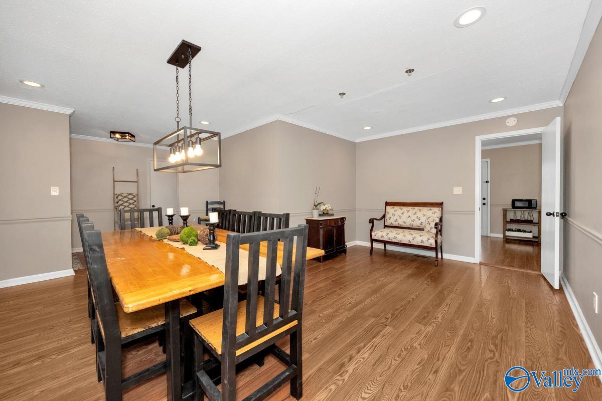 Huntsville, Alabama 35803, United States, 3 Bedrooms Bedrooms, ,2 BathroomsBathrooms,Residential,Active,158271