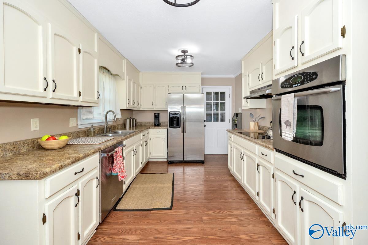 Huntsville, Alabama 35803, United States, 3 Bedrooms Bedrooms, ,2 BathroomsBathrooms,Residential,Active,158271