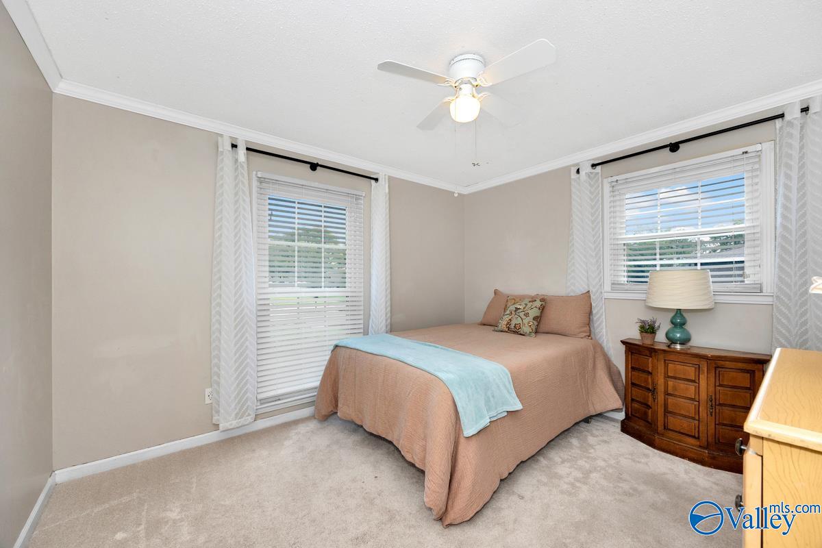 Huntsville, Alabama 35803, United States, 3 Bedrooms Bedrooms, ,2 BathroomsBathrooms,Residential,Active,158271