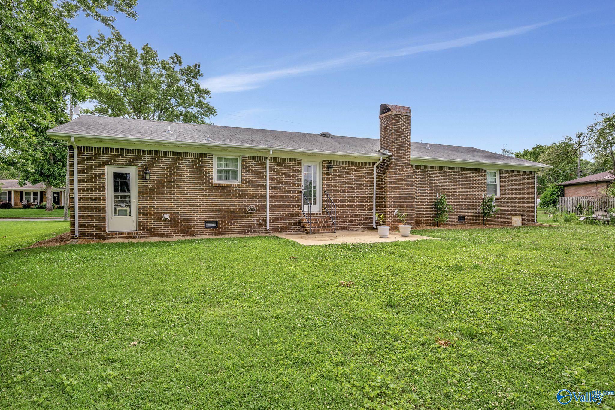 Huntsville, Alabama 35803, United States, 3 Bedrooms Bedrooms, ,2 BathroomsBathrooms,Residential,Active,158271