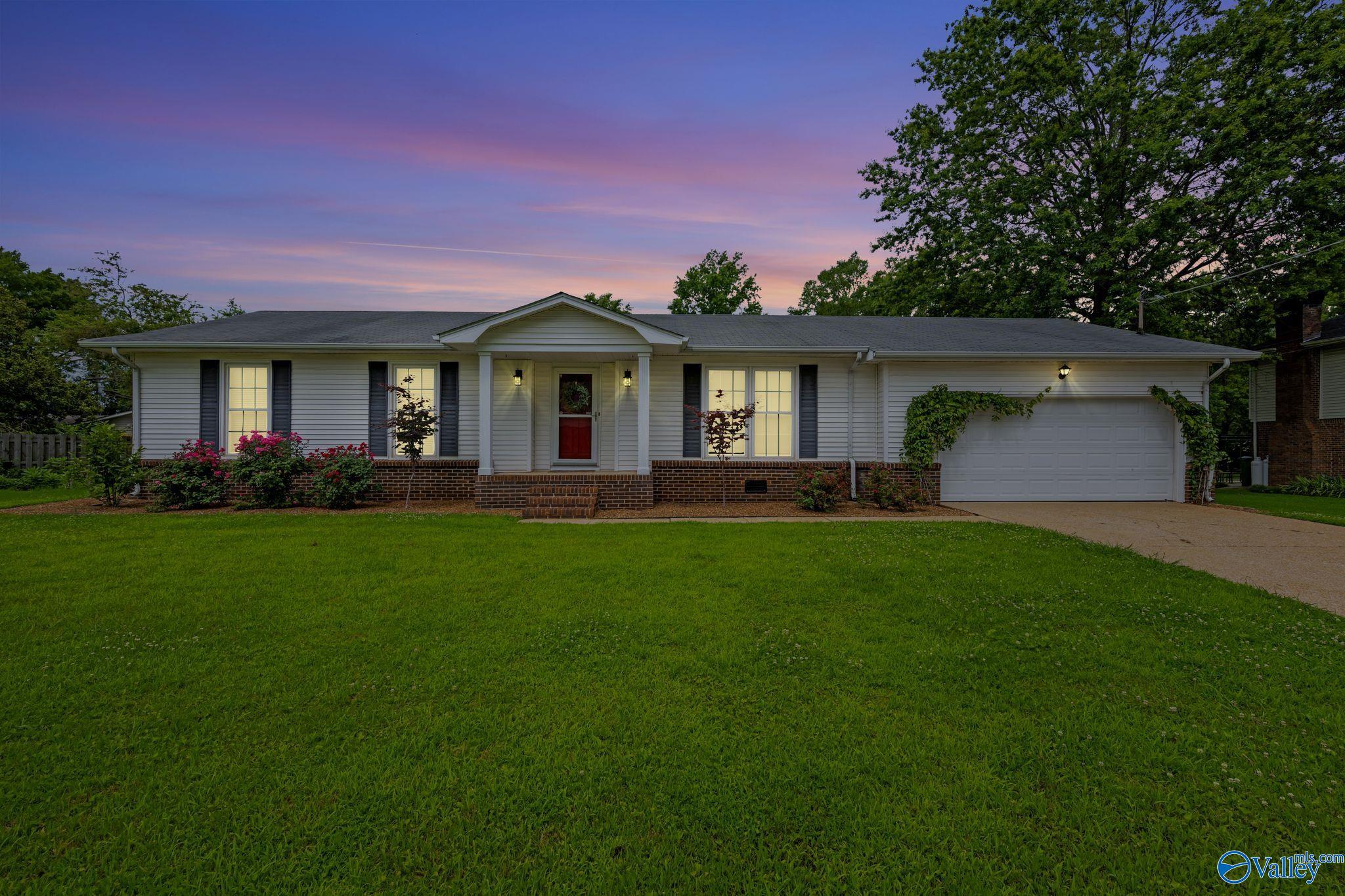 Huntsville, Alabama 35803, United States, 3 Bedrooms Bedrooms, ,2 BathroomsBathrooms,Residential,Active,158271