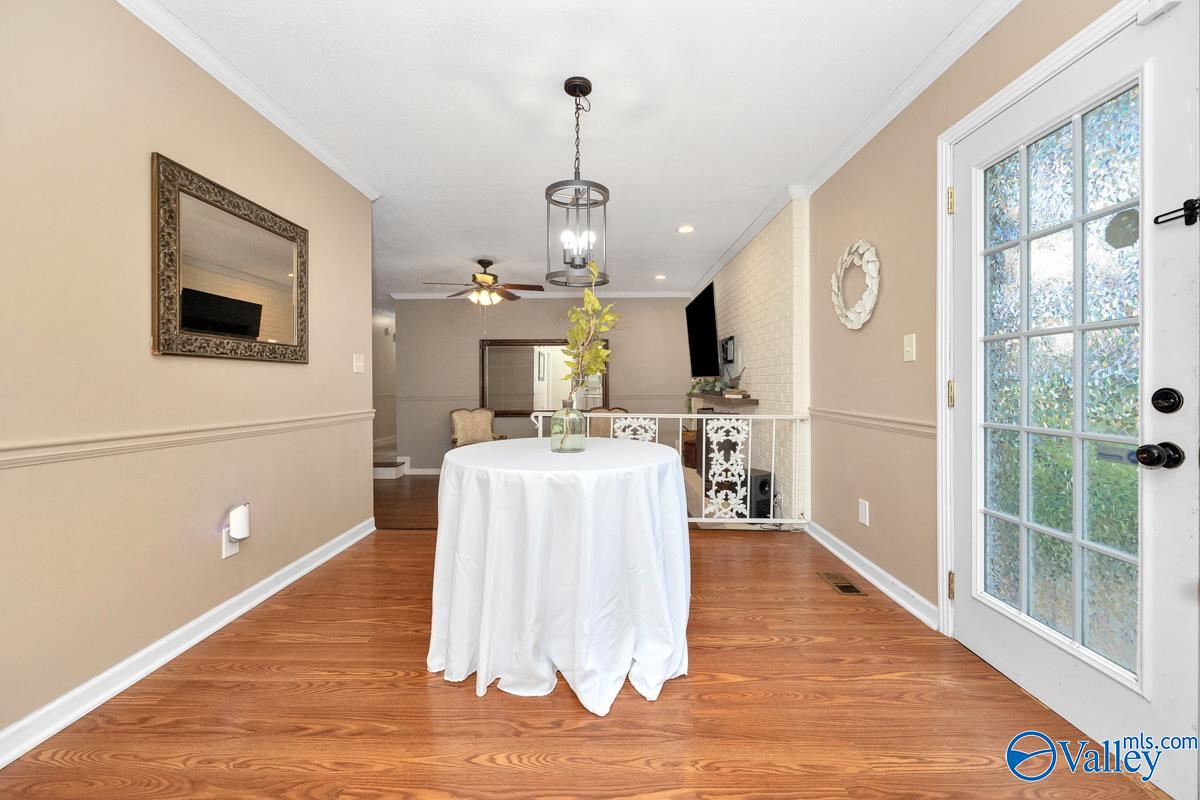 Huntsville, Alabama 35803, United States, 3 Bedrooms Bedrooms, ,2 BathroomsBathrooms,Residential,Active,158271