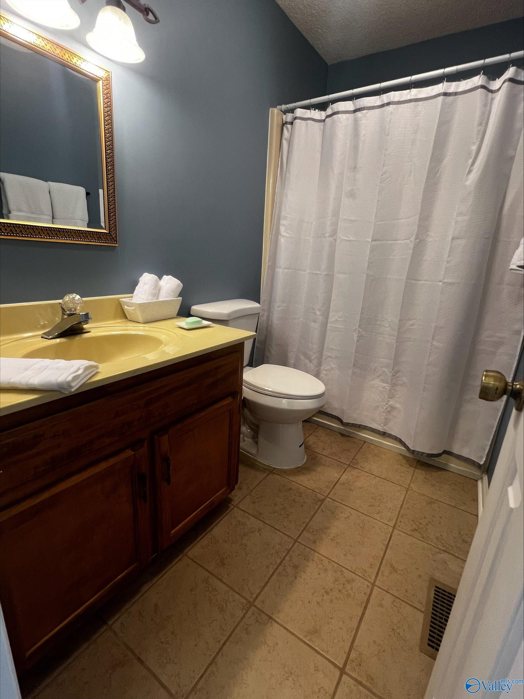 241 Woodcastle Drive, Florence, Alabama image 31