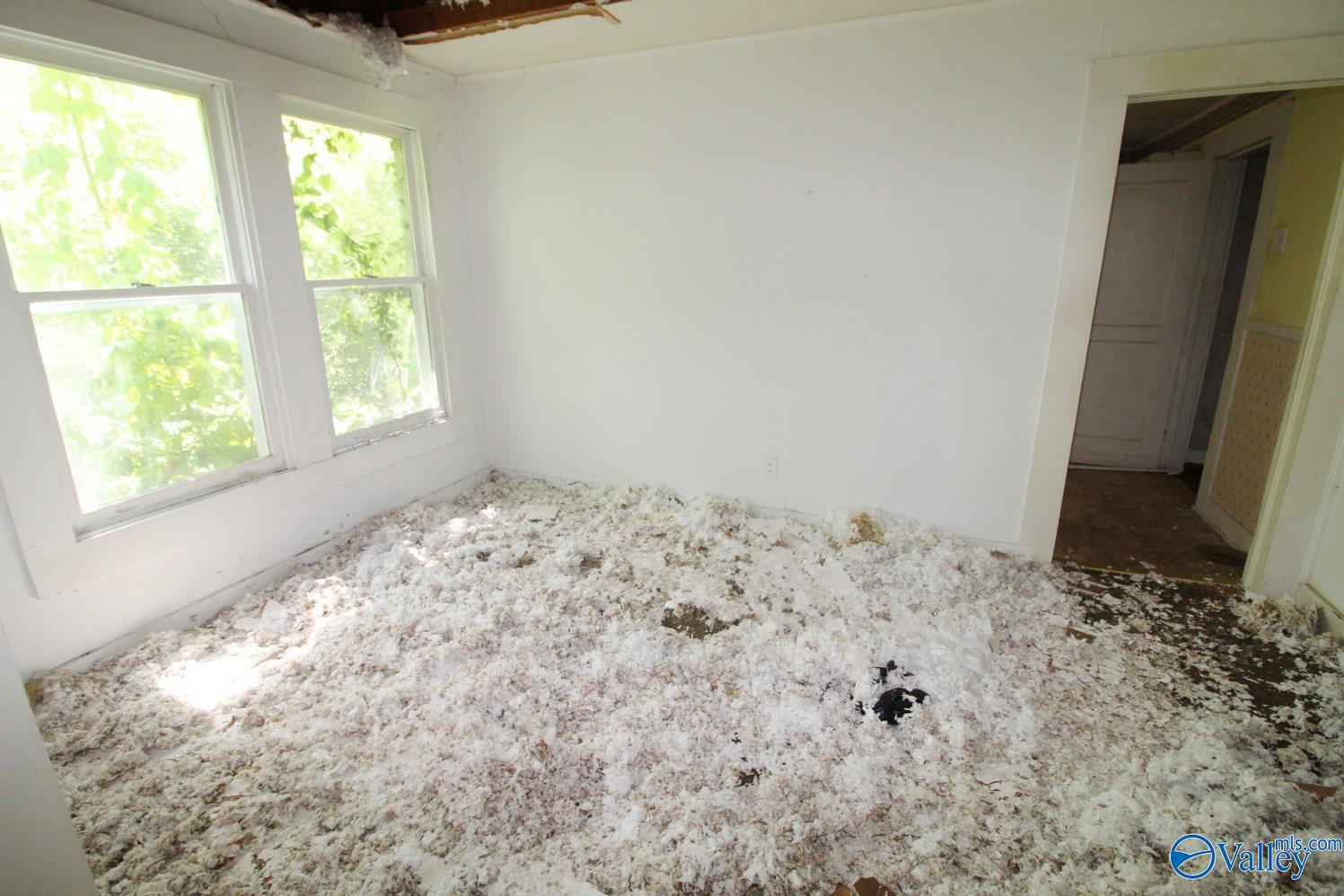1208 Ewing Avenue