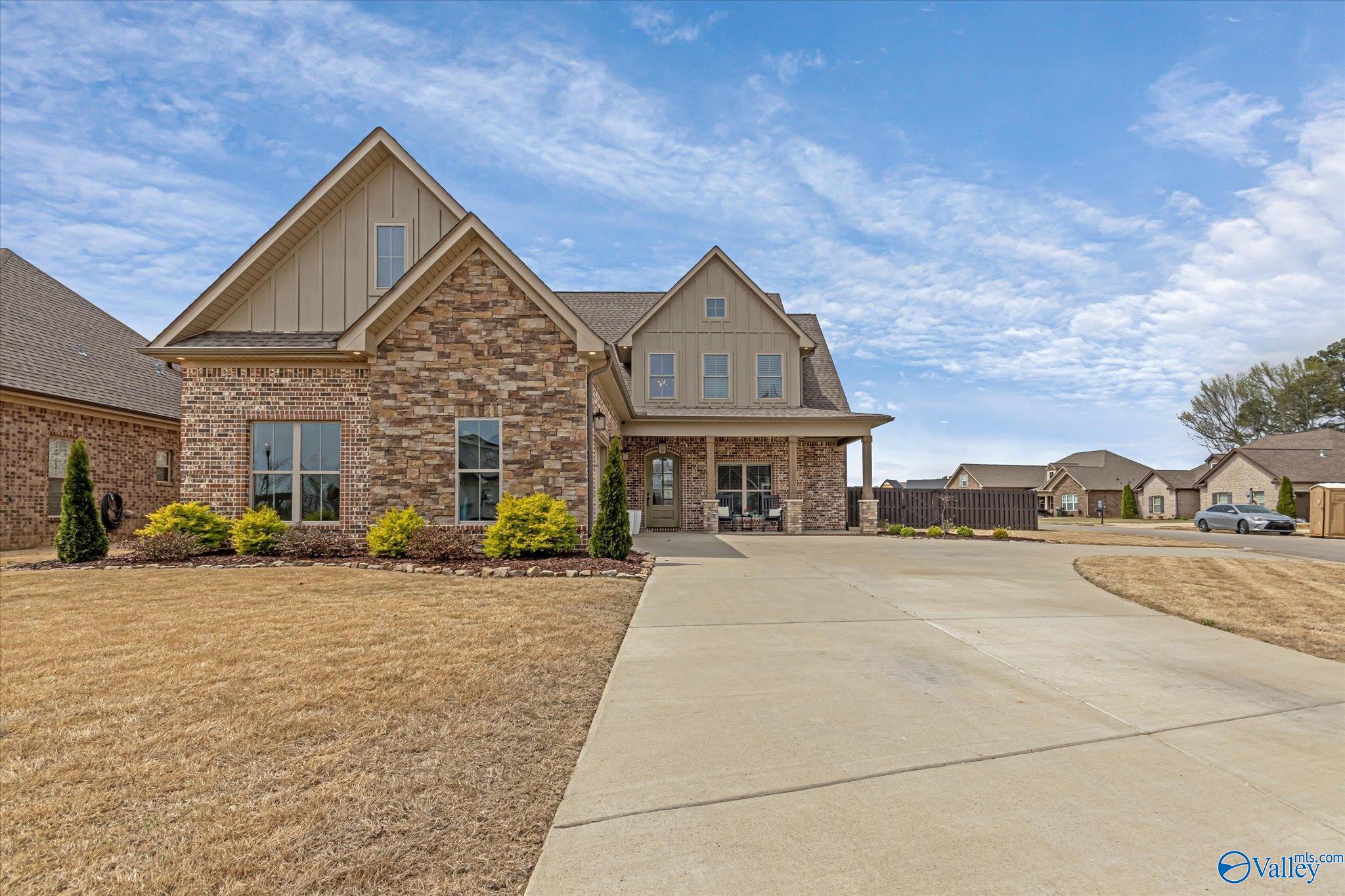 17673 Maree Drive, Athens, Alabama image 1