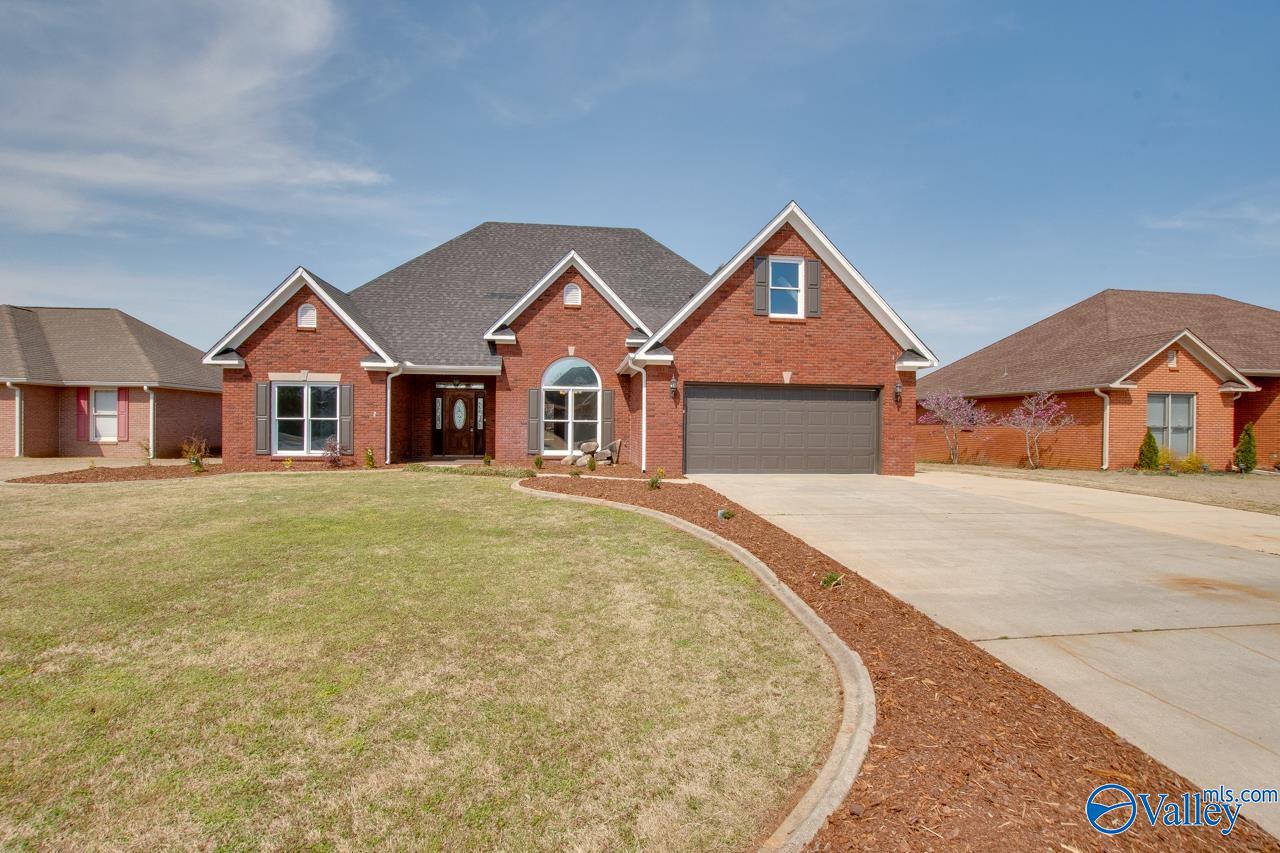 1139 London Place, Decatur, Alabama image 2