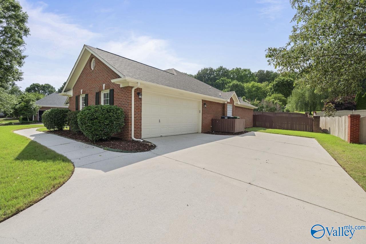 2624 Bransford Trail, Owens Cross Roads, Alabama image 27