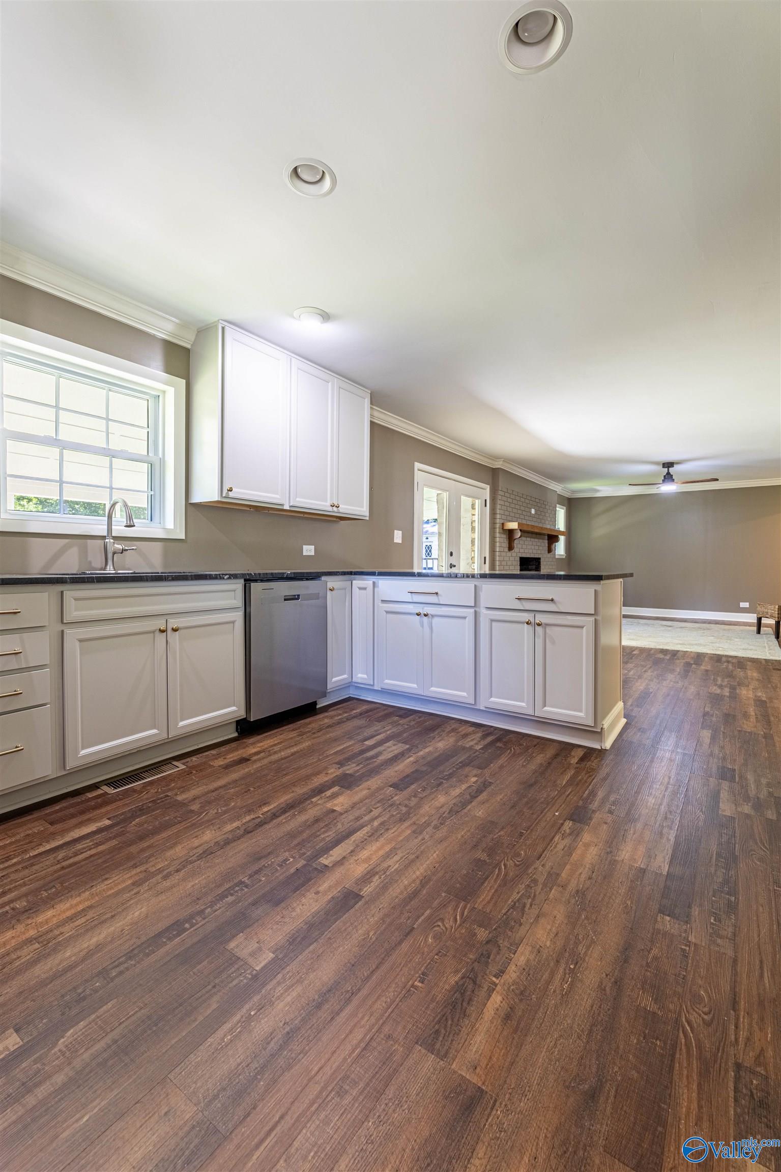 22 Shady Lane, Albertville, Alabama image 12