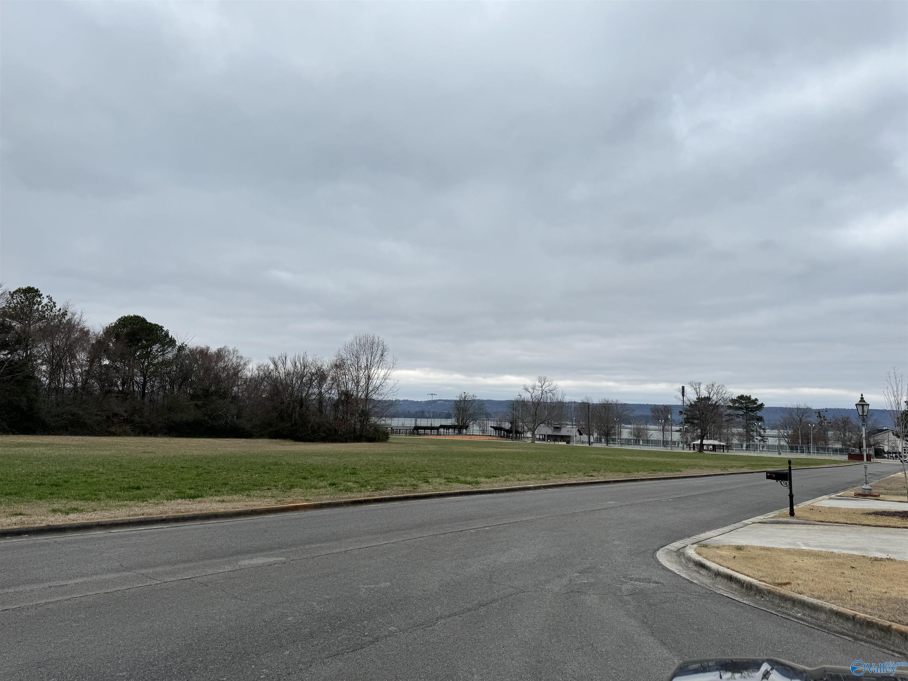 Lot 8A Brownwood Lane, Guntersville, Alabama image 7