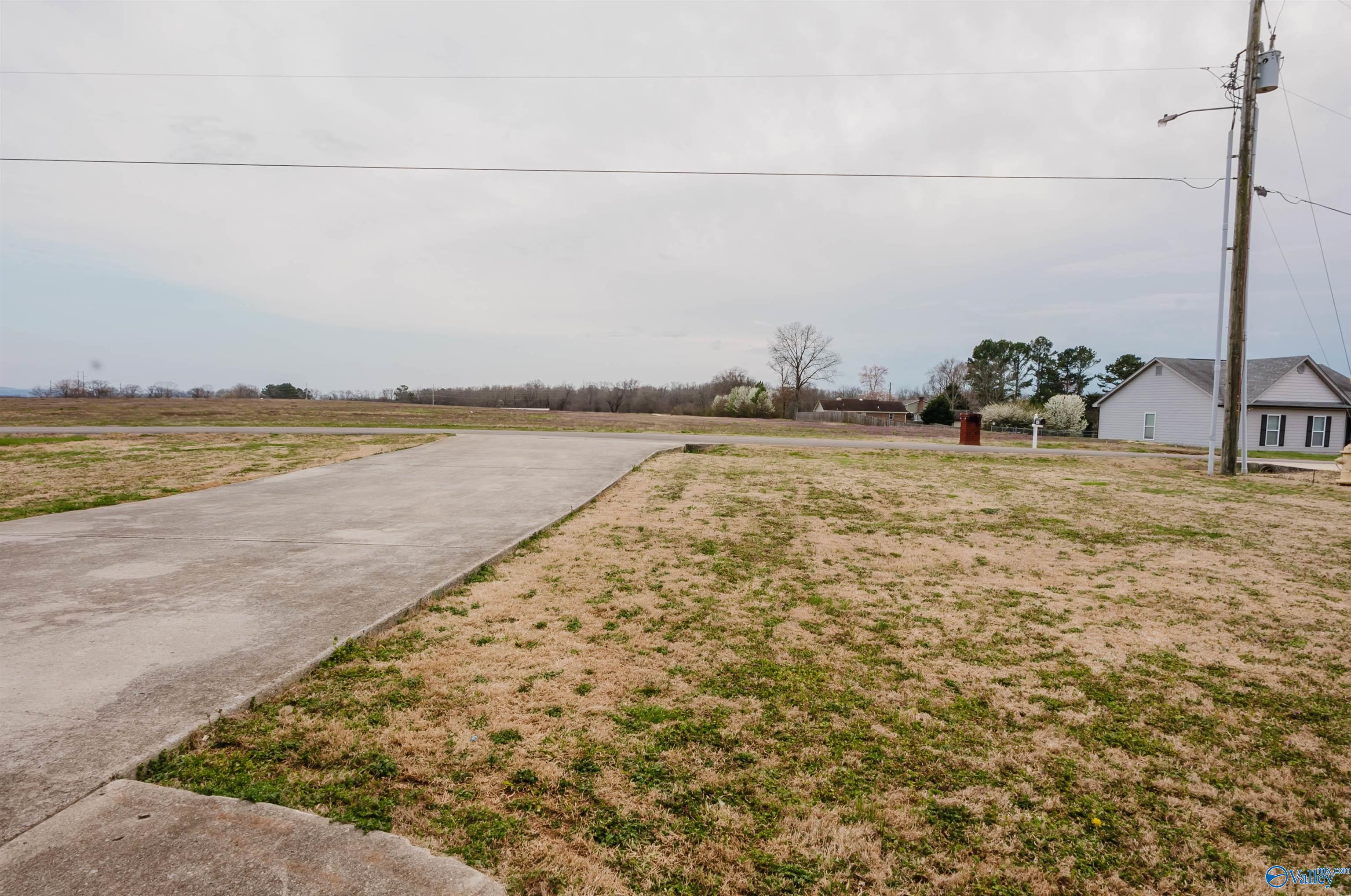 147 Hubert Road, New Market, Alabama image 16