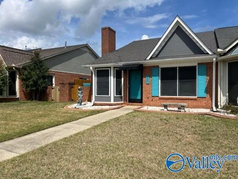 Townhouse For Sale - 336 Autumn Lane<br/> Morgan County, Decatur, AL 35601