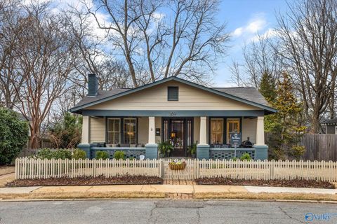 Photo of 809 Wells Avenue SE, Huntsville, AL 35801 (MLS # 21911457)