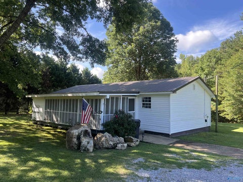 Homes For Sale - 6990 County Road 48<br/> Cedar Bluff, AL 35959