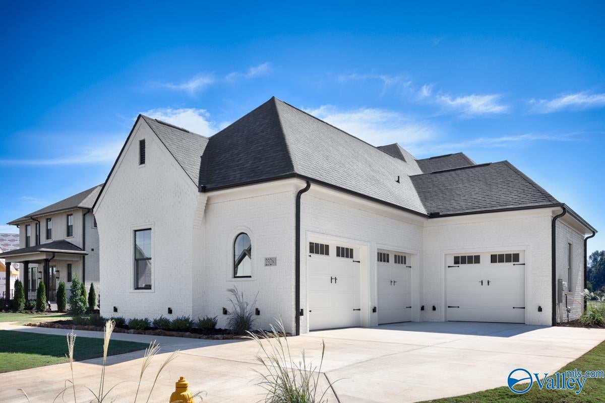23281 Sawgrass Drive