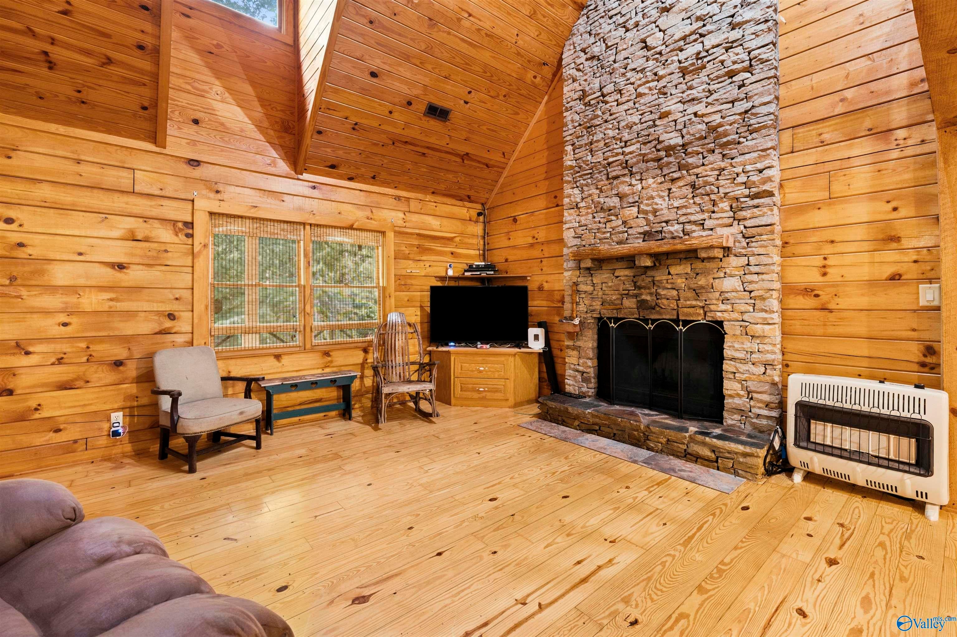 518 County Road 288