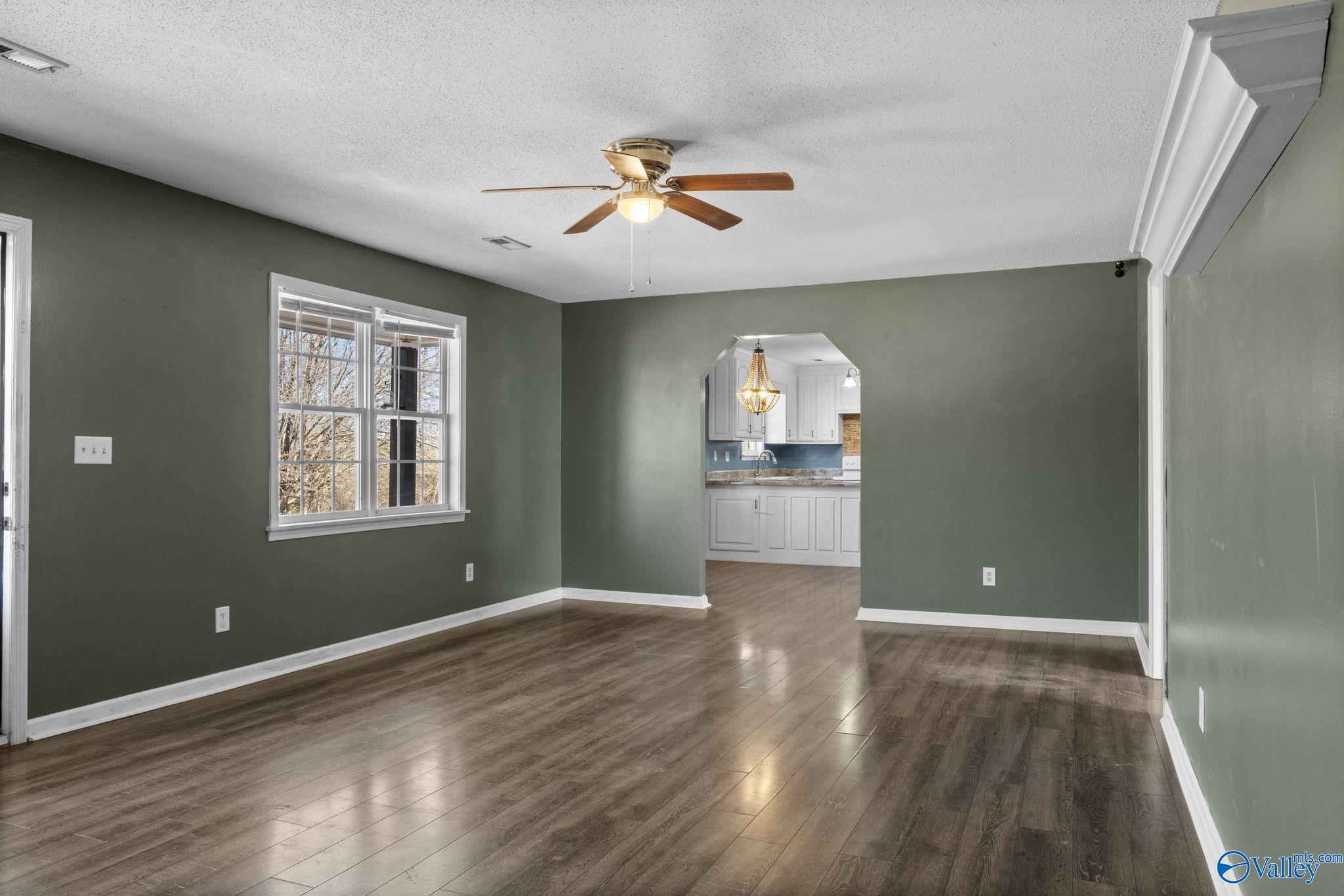 105 Nacoles Drive, Grant, Alabama image 6