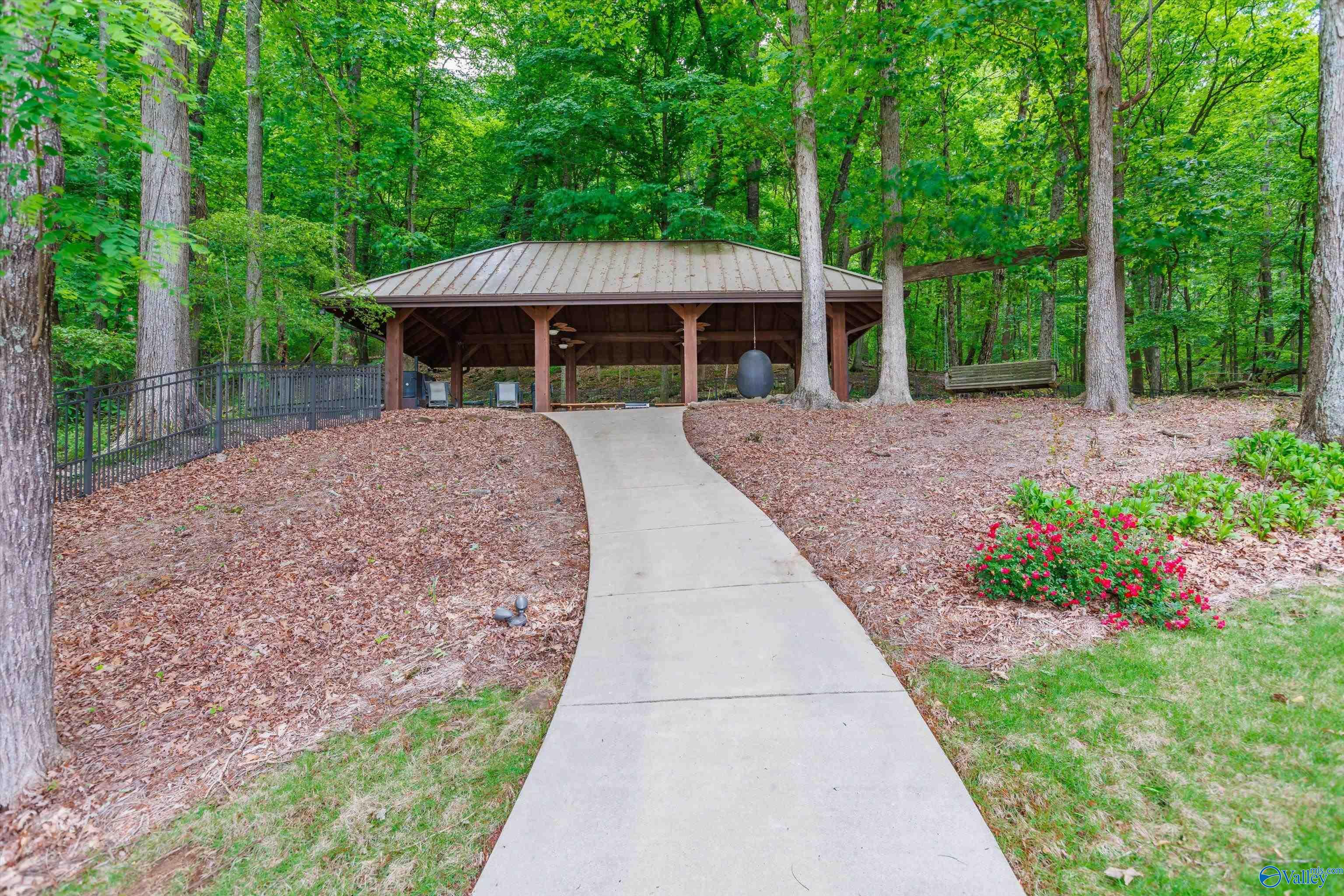 1271 Becket Drive, Huntsville, Alabama image 37