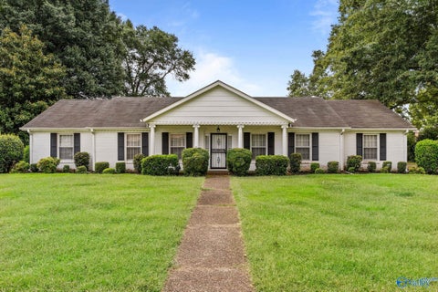 Homes For Sale - 153 South Sequoia Blvd<br/> Florence, AL 35630