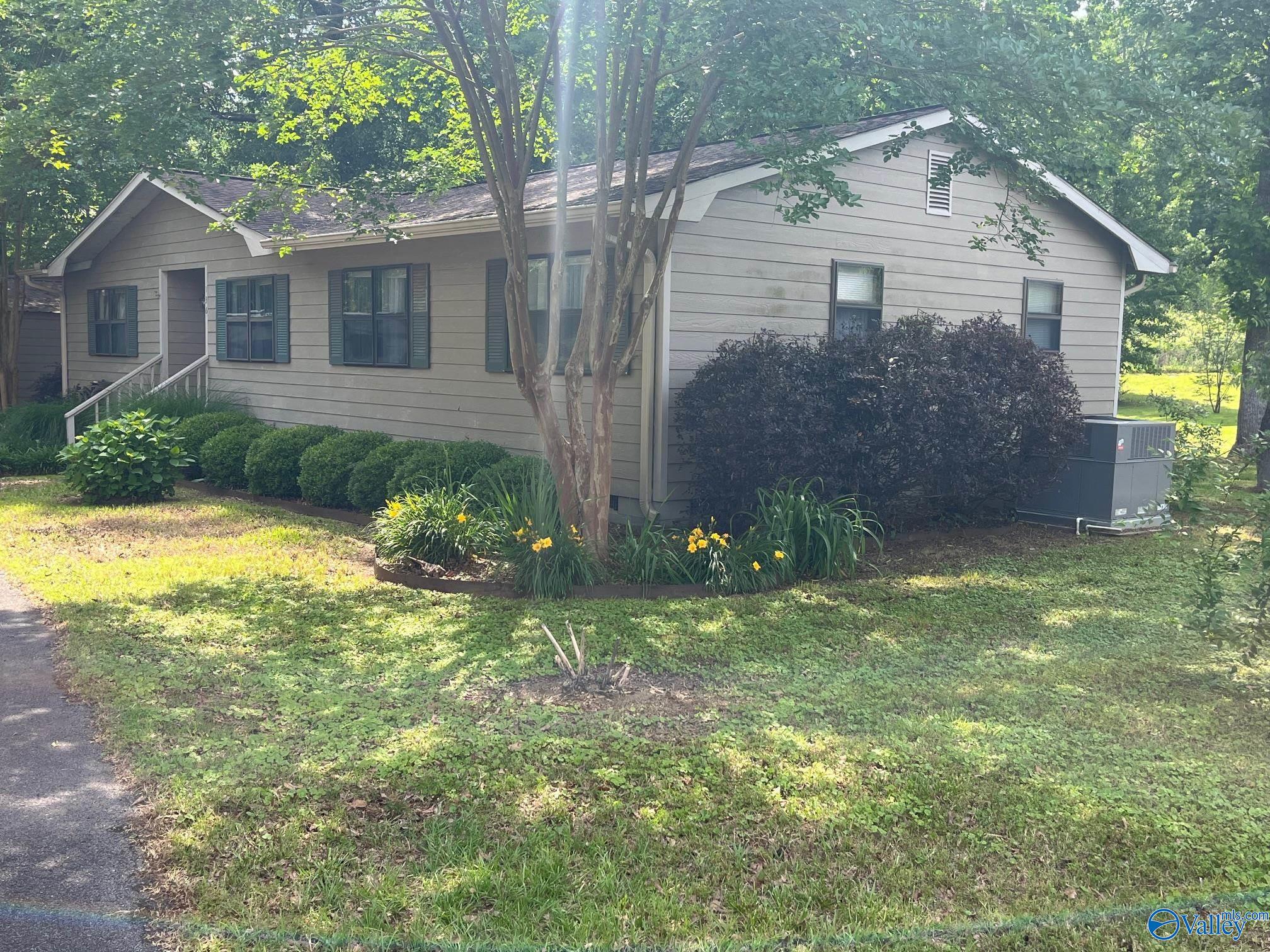 136 Atnip Drive, Scottsboro, Alabama image 3