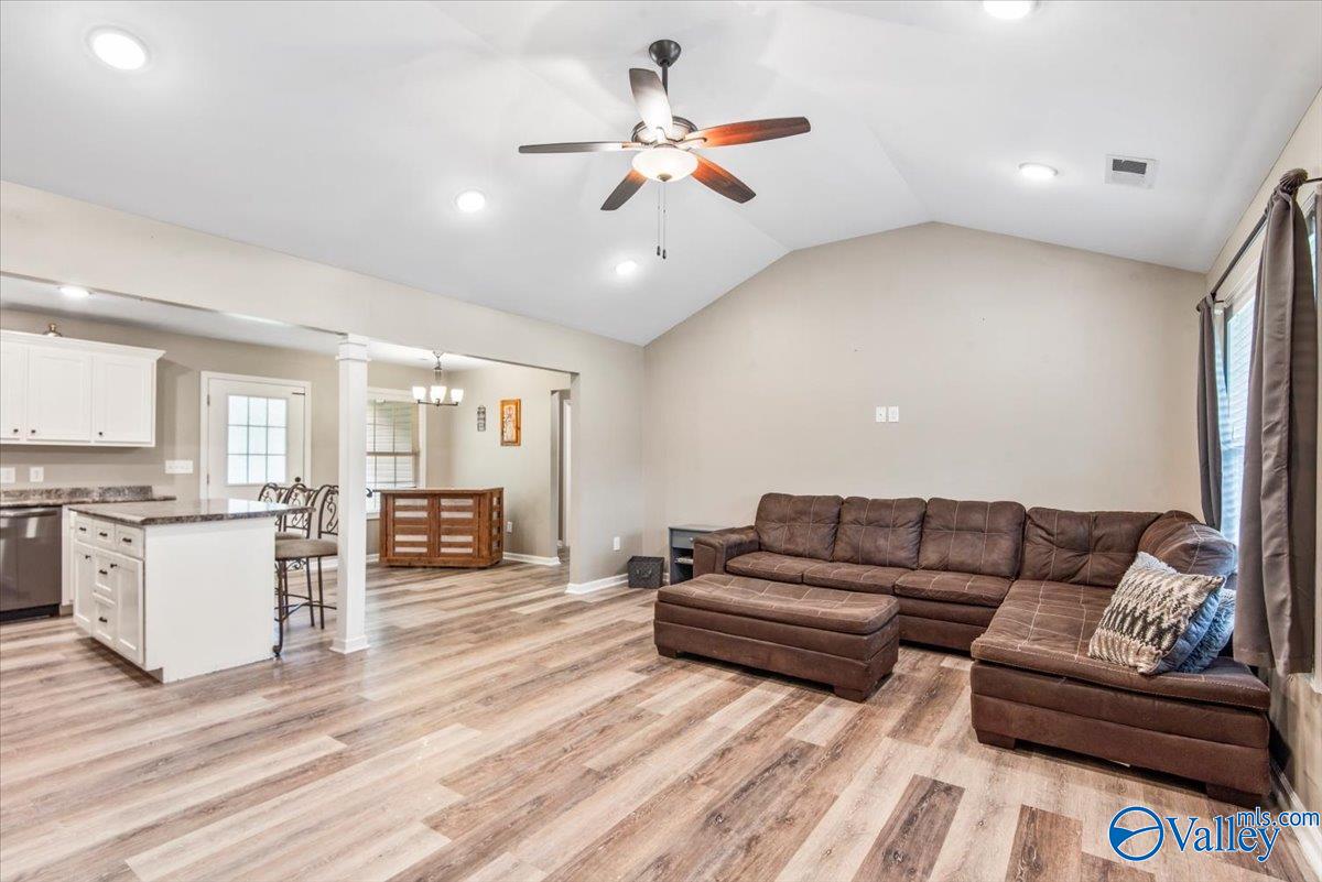 210 County Road 1210