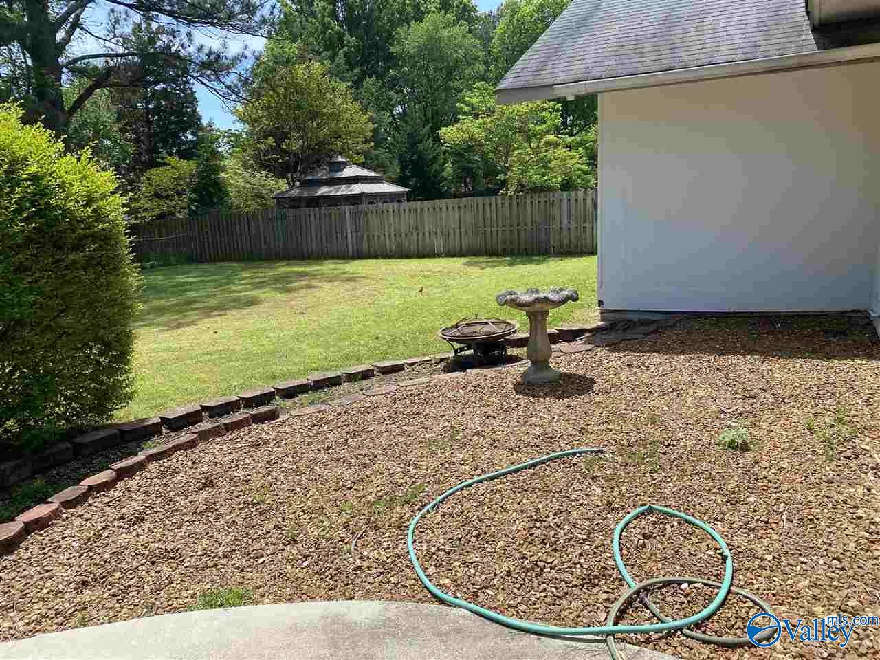 Huntsville, Alabama 35803, United States, 3 Bedrooms Bedrooms, ,2 BathroomsBathrooms,Residential,Active,183080