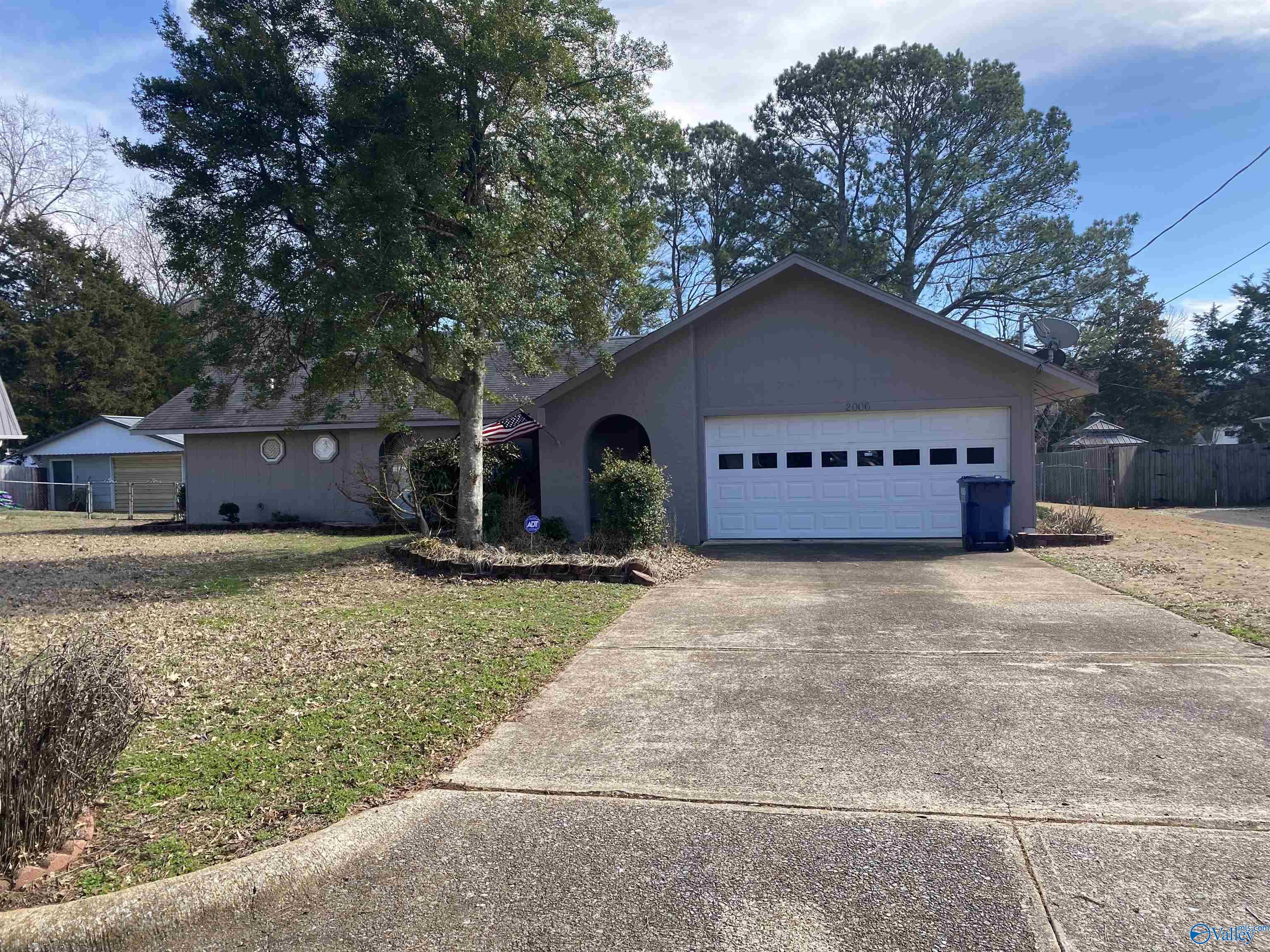 Huntsville, Alabama 35803, United States, 3 Bedrooms Bedrooms, ,2 BathroomsBathrooms,Residential,Active,183080