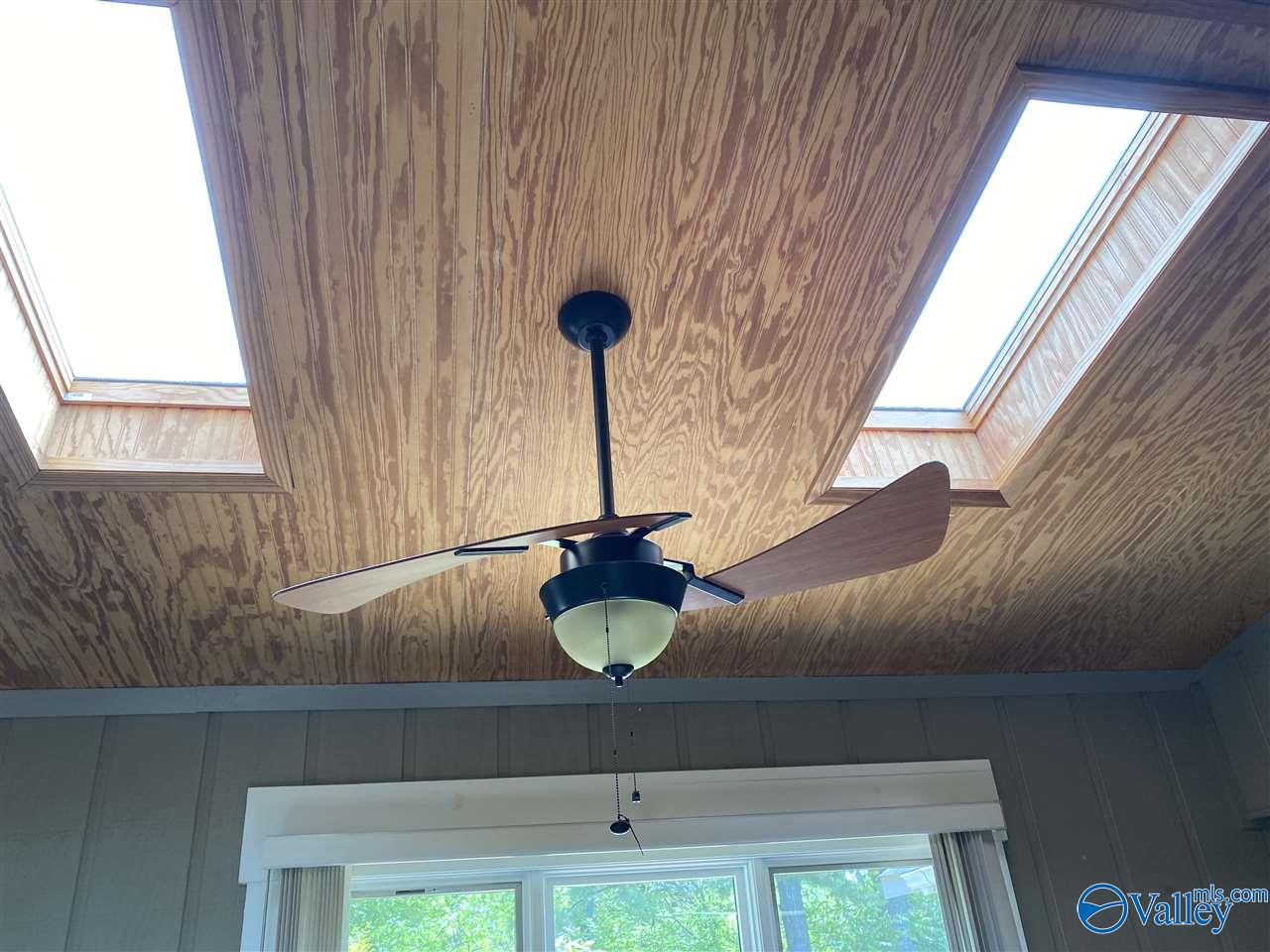 Huntsville, Alabama 35803, United States, 3 Bedrooms Bedrooms, ,2 BathroomsBathrooms,Residential,Active,183080