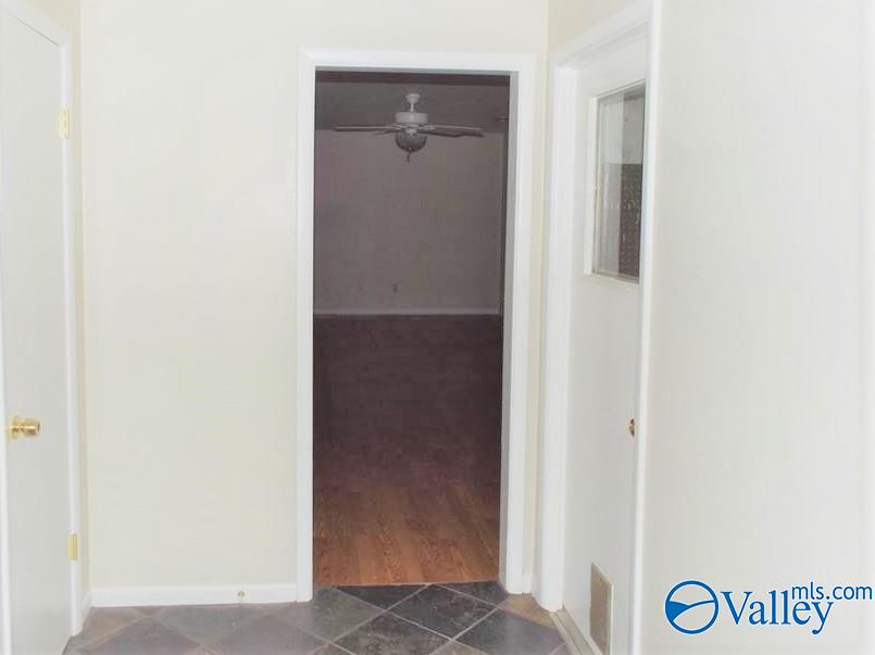 Huntsville, Alabama 35803, United States, 3 Bedrooms Bedrooms, ,2 BathroomsBathrooms,Residential,Active,183080