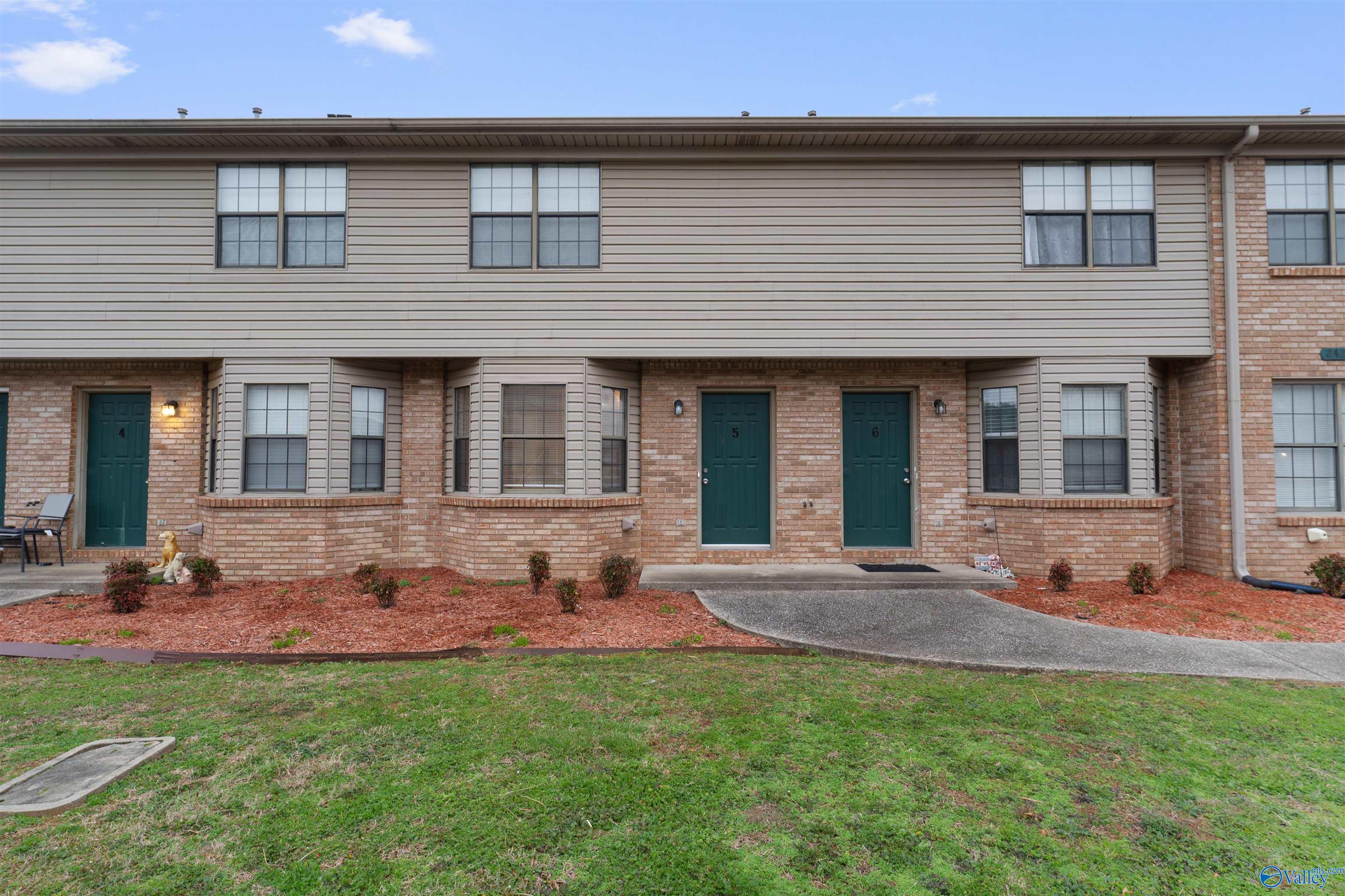 2419 Gaslight Place, Decatur, Alabama image 2
