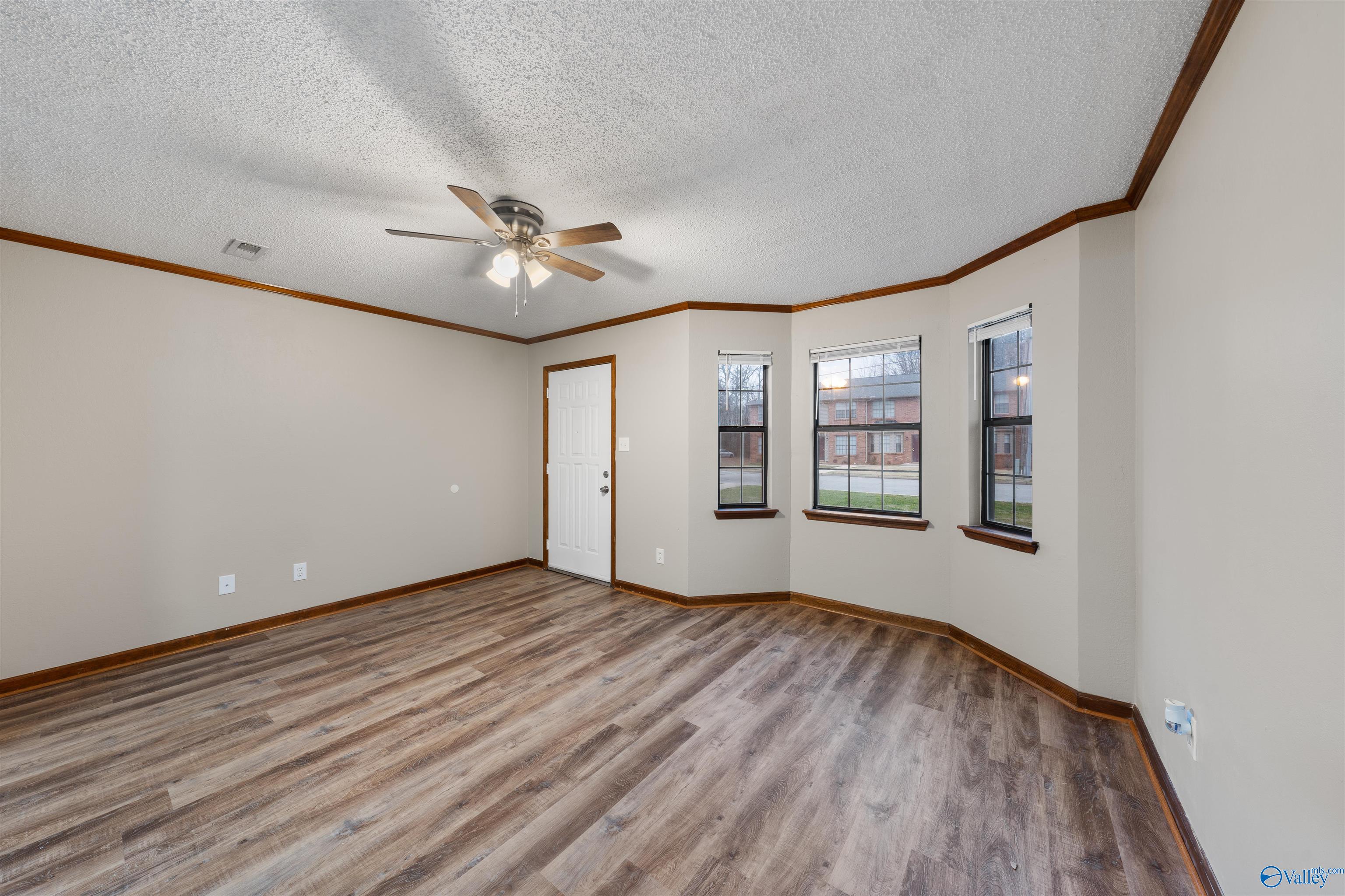 2419 Gaslight Place, Decatur, Alabama image 4
