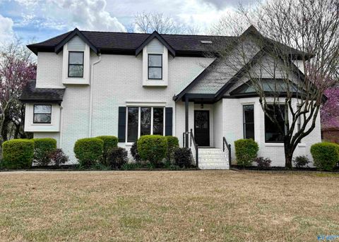 Homes For Sale - 771 Cornelia Drive<br/> Huntsville, AL 35802