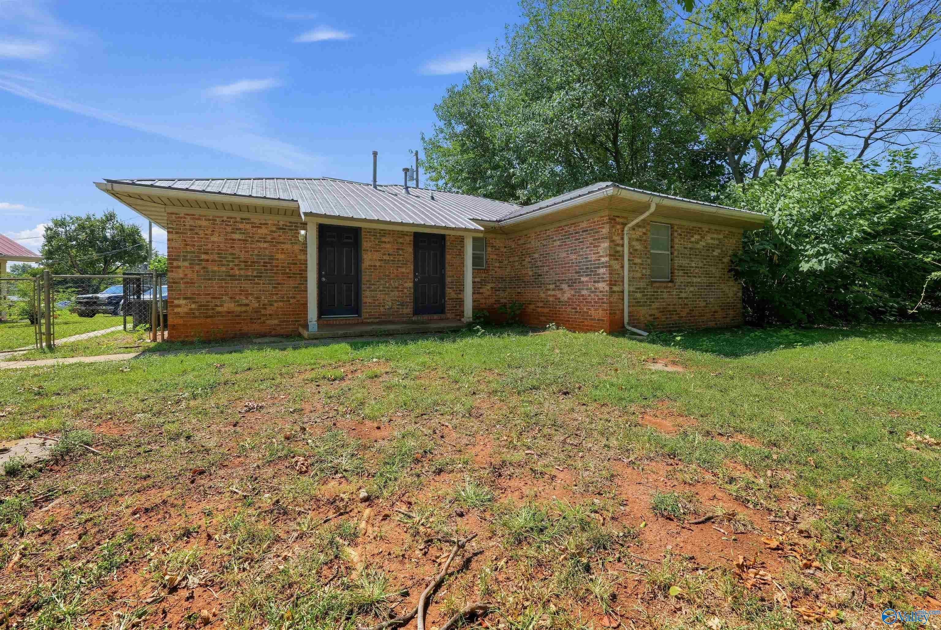112 Ash Court NE