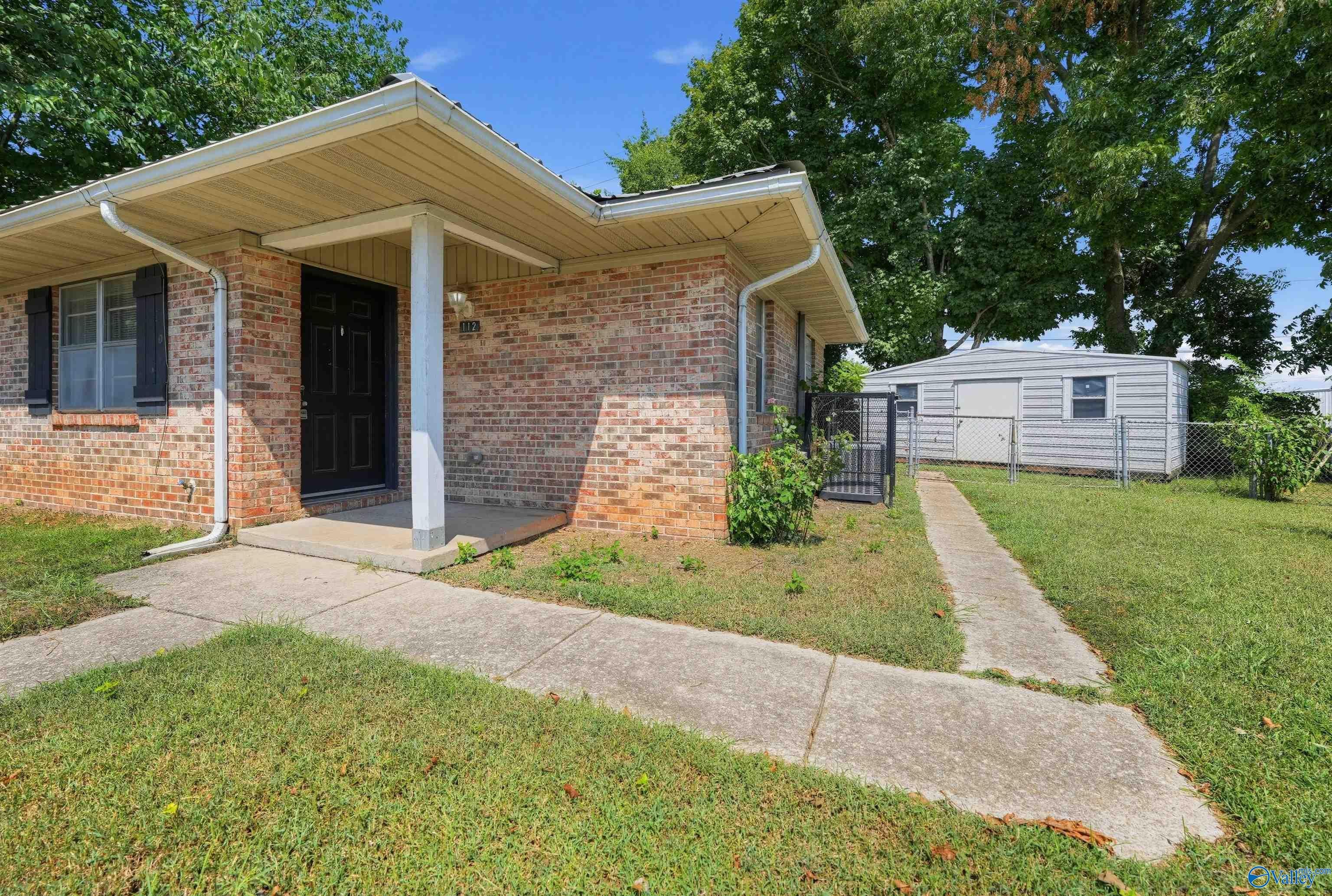 112 Ash Court NE